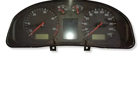 Volkswagen PASSAT B5.5 Speedometer (instrument cluster) 631478