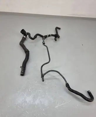Cupra Formentor Engine coolant pipe/hose 05e121064e