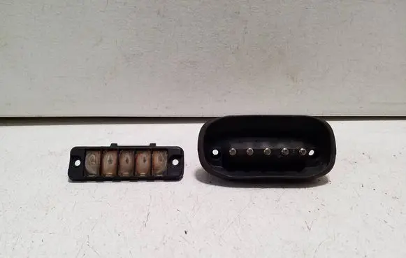 Mercedes-Benz Vito Viano W447 Sliding door contact joint 6398200654 6398200011