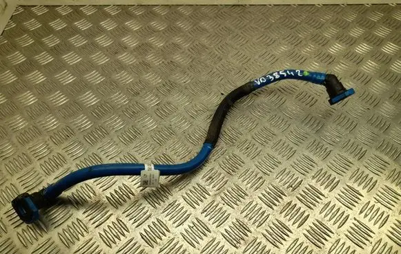 BMW 5 G60 Engine coolant pipe/hose U05A022C002