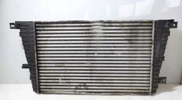 Opel Astra H Intercooler radiator 