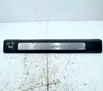 Ford Fusion II Front sill trim cover DS73F13200G