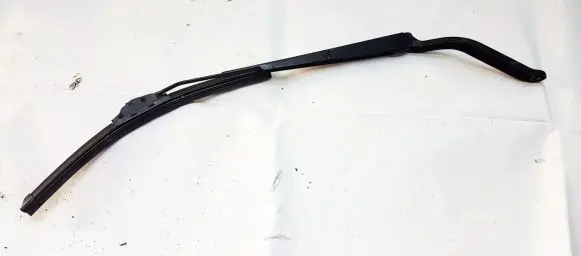 Ford Fusion Front wiper blade arm