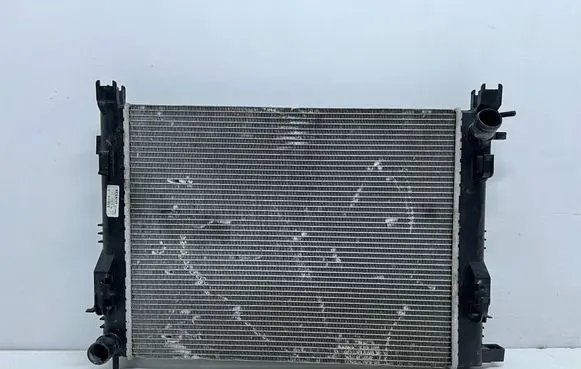 Dacia Duster Coolant radiator 214100078R 214100078