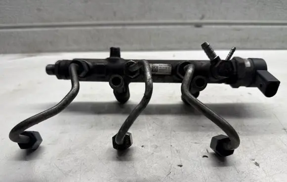 Fuel main line pipe