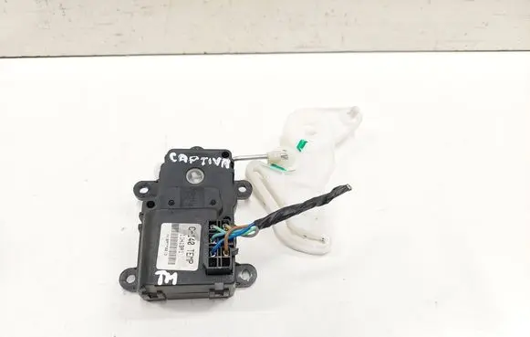 Chevrolet Captiva Air flap motor/actuator 617922 11H19A1