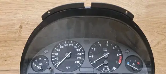 BMW 5 E39 Speedometer (instrument cluster) 62116903794