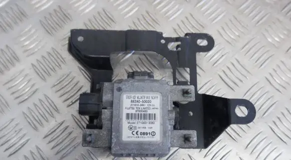 Lexus LS 460 - 600H Distronic sensor radar 882A050020