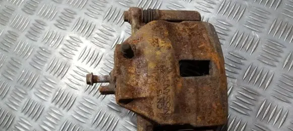 Nissan Primera Front brake caliper