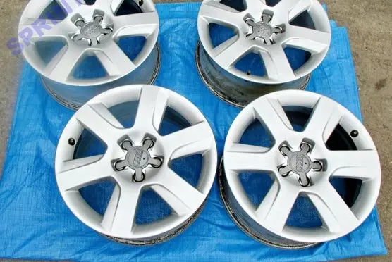 Audi A8 S8 D4 4H R17 alloy rim 4H0601025A