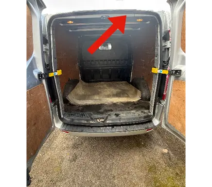 Trunk rubber seal (body)