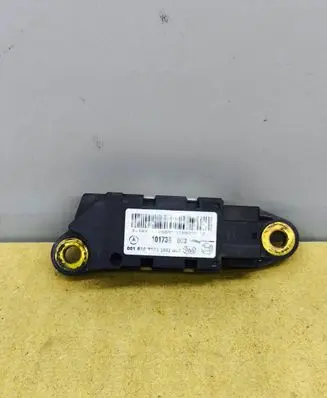 Mercedes-Benz CLK A209 C209 Airbag deployment crash/impact sensor 0018209126 101736002