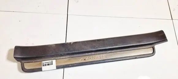Toyota Avensis T250 Front sill trim cover 6791405050 67914-05050