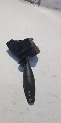 Ford Mondeo Mk III Indicator stalk 1S7T13335BE 02V0W15