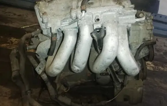 Nissan Almera N16 Intake manifold