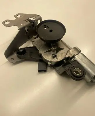 BMW 5 F10 F11 Tailgate window lock/catch/latch 1391098144 7250299