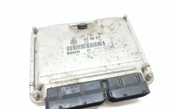 Volkswagen Polo III 6N 6N2 6NF Engine control unit/module 045906019 0281001940 28SA4258