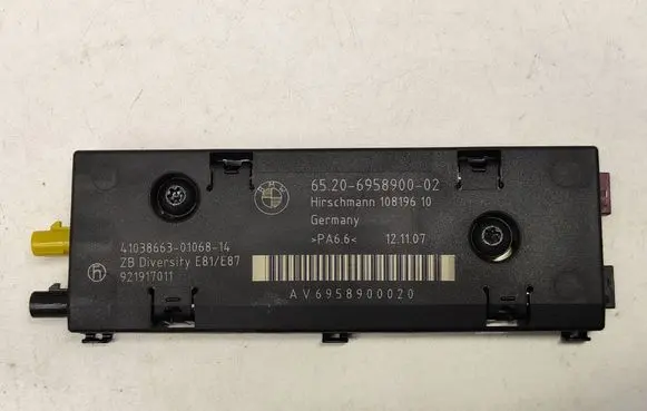 BMW 1 E81 E87 Aerial antenna amplifier 6958900 65206958900 41038663