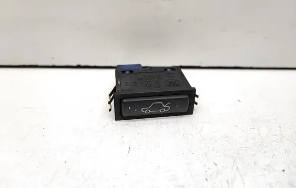 BMW X5 E53 Tailgate opening switch 8365579 61318365579