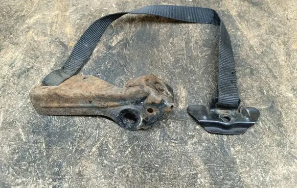 Alfa Romeo Mito Battery bracket 