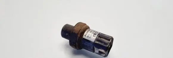 Volkswagen PASSAT B5 Air conditioning (A/C) pressure sensor 8D0959482A TDP302QADGI