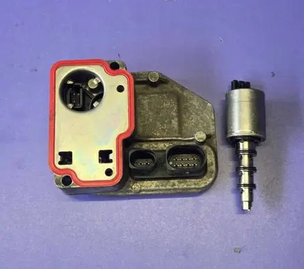 Land Rover Freelander 2 - LR2 Transfer box differential control unit 5WP33519 HAP542 5160