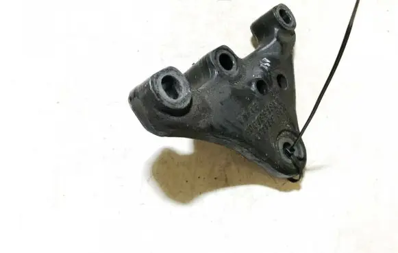 Skoda Fabia Mk1 (6Y) Engine mounting bracket 6q0199185l