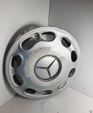 Mercedes-Benz A W168 R15 wheel hub/cap/trim A1684010124
