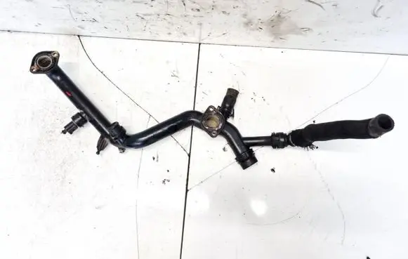 Audi A6 S6 C6 4F Engine coolant pipe/hose 06e121045e