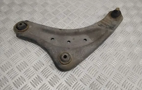 Nissan Leaf II (ZE1) Front lower control arm/wishbone 