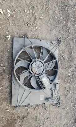 Volvo XC70 Electric radiator cooling fan 8649634