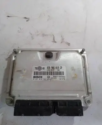 Volkswagen PASSAT B5.5 Engine control unit/module ECU 038906019CP 28SA4859 0281010392