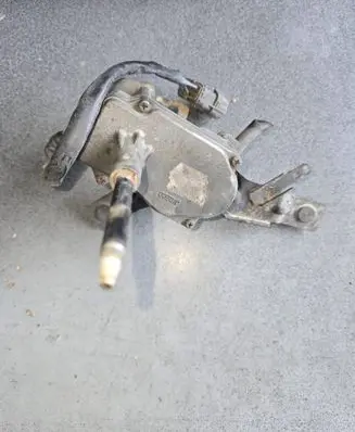 Isuzu Trooper Headlight wiper motor 030618