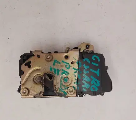 Citroen Xsara Picasso Front door lock