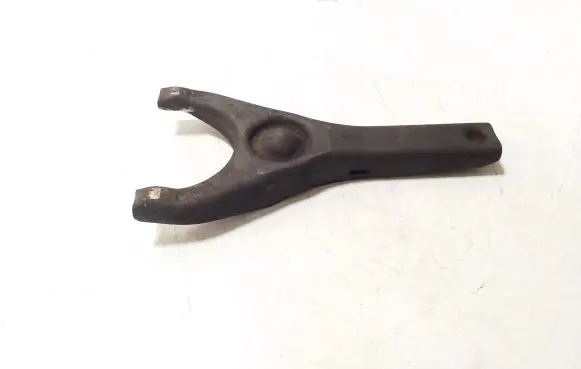 Nissan X-Trail T30 Clutch release arm fork 
