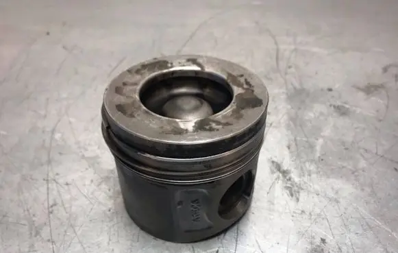 Ford Transit Piston 08683