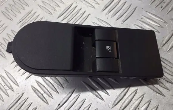 Opel Zafira B Electric window control switch 13228709