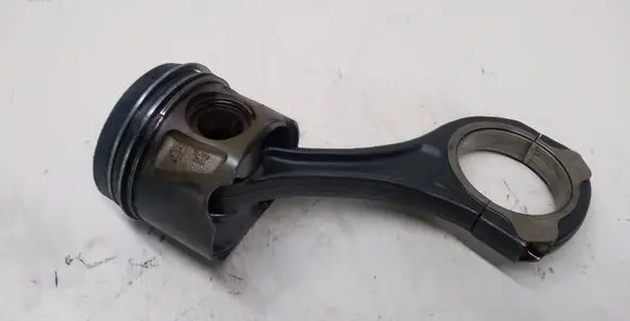 Mercedes-Benz S W221 Piston with connecting rod 8370B