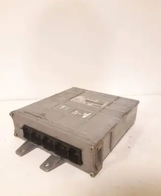 Audi A4 S4 B5 8D Engine control unit/module 8D0907558A 0261204503 2710006