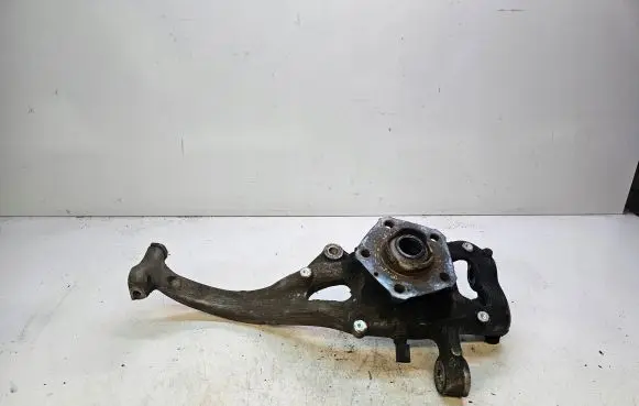 Audi A4 S4 B9 Front wheel hub 8W0407559