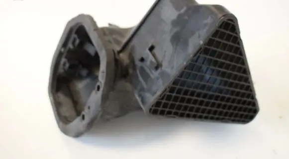 Audi Q7 4M Air intake duct part 7L0819049