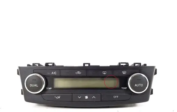 Toyota Avensis T270 Air conditioner control unit module 55900-05400