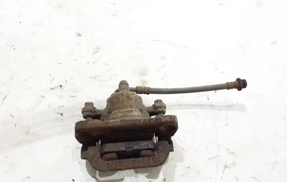 Nissan Pulsar Rear brake caliper 440111KD0A
