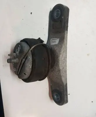 Volvo V40 Engine mount bracket 31359635