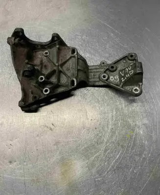 Generator/alternator bracket