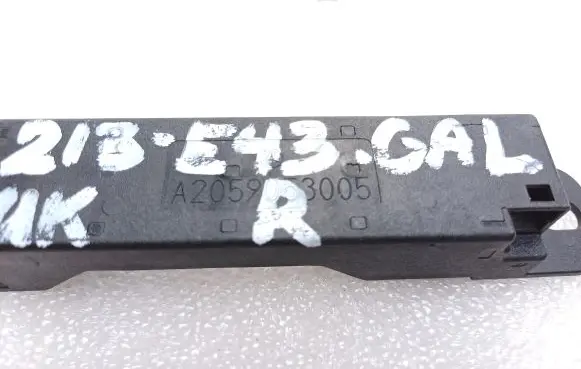 Mercedes-Benz E W213 Keyless (KESSY) go control unit/module A2059053005