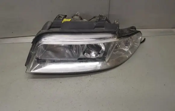 Audi A4 S4 B5 8D Headlight/headlamp