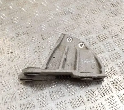 Maserati Levante Engine mounting bracket 670034567