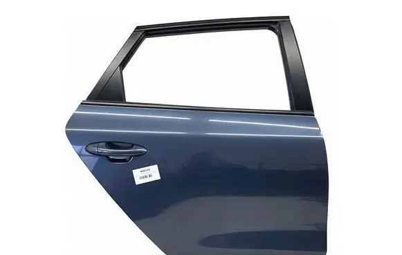 KIA Ceed Rear door