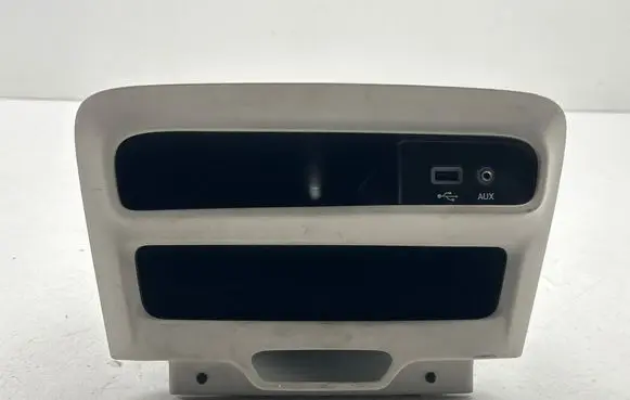 Chrysler Pacifica Glove box central console 5091208